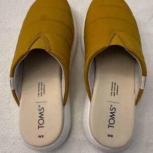 TOMS Women's Alpargata Mallow Mules / Slides Size 6